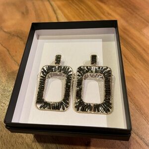 Grey rectangle shimmer drop earring